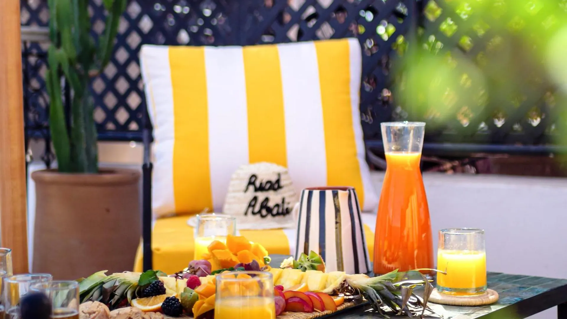 Riad Abati Piscine Privee Avec Petit Dejeuner Et Terrasse Marrakesh 0*,  Morocco